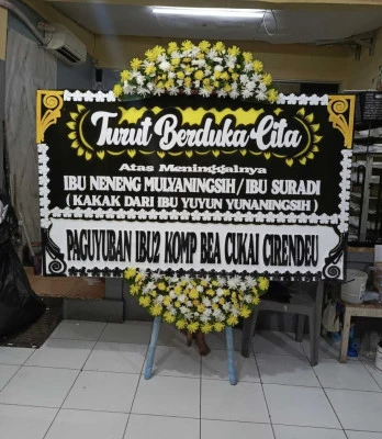 Papan Bunga di Ungaran Timur